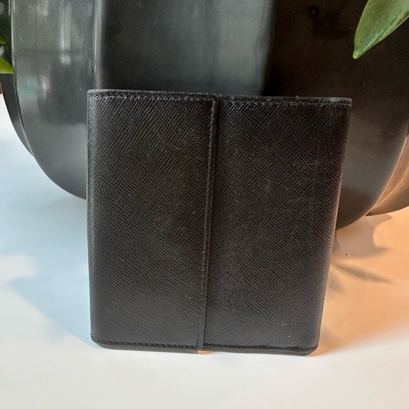 EUC Ferragamo compact wallet - Picture 3 of 13